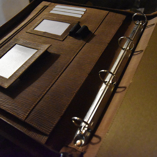 Leder A4 - Schreibmappe / Mappe Zimmerer / Zimmermann