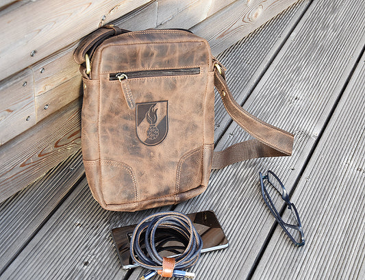 Leder Tasche Alessio - Feuerwehr Emblem