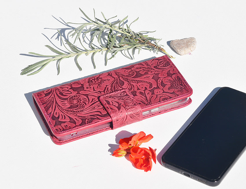 Damen Leder Handyhülle für iPhone 16 Pro - Damascena Rose