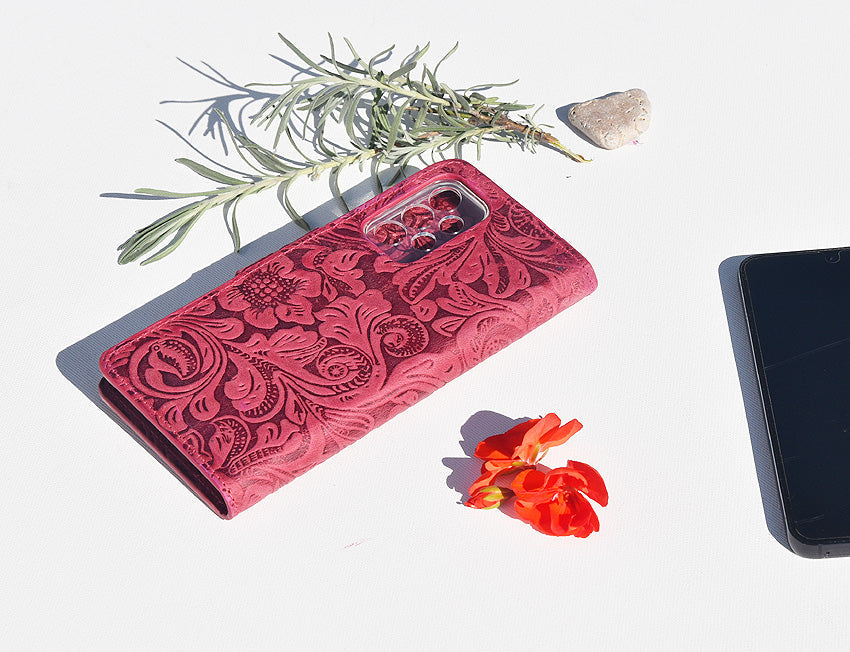 Damen Leder Handyhülle für iPhone 16 Pro - Damascena Rose