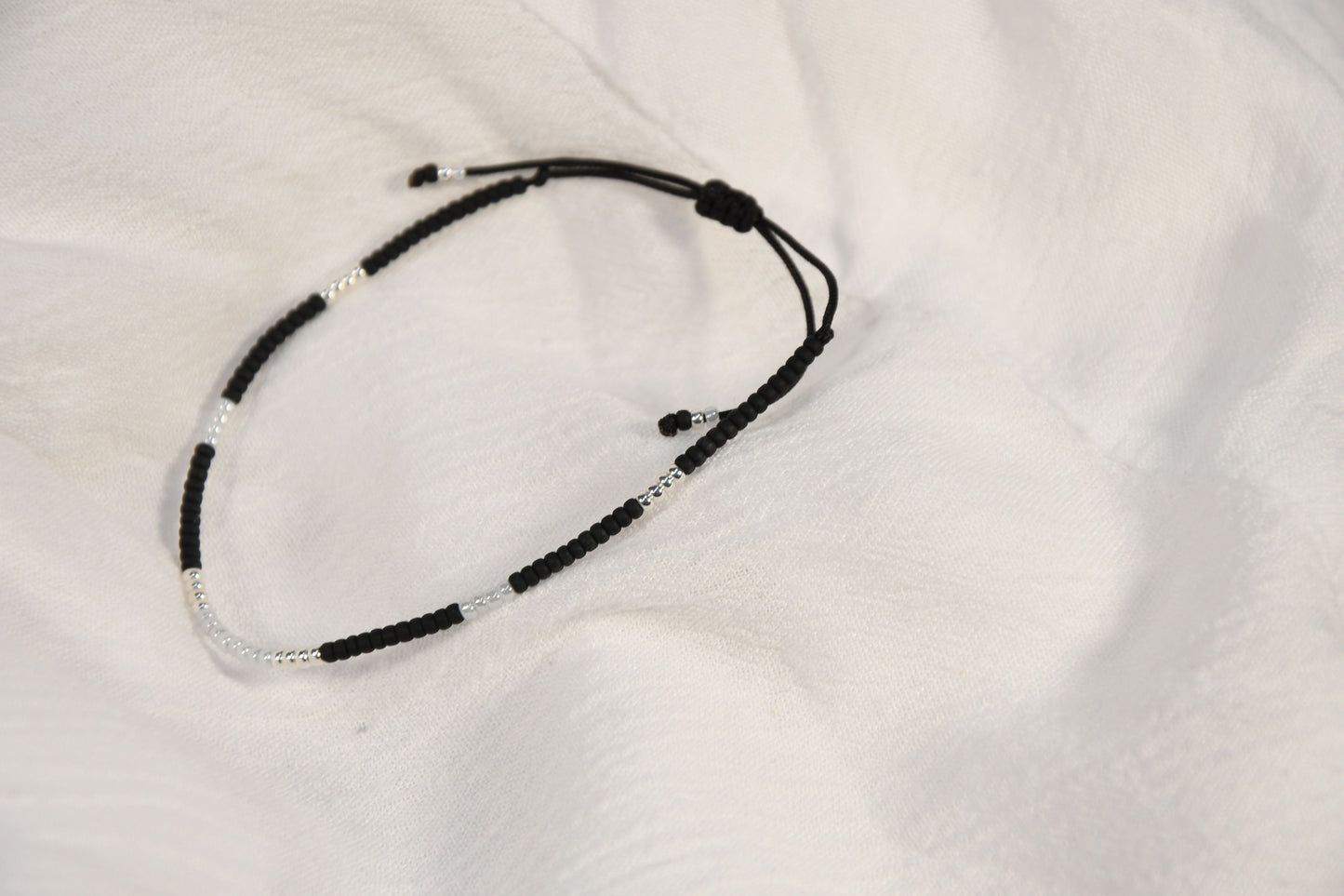 Miyuki ARMBAND Jupiter - schwarz