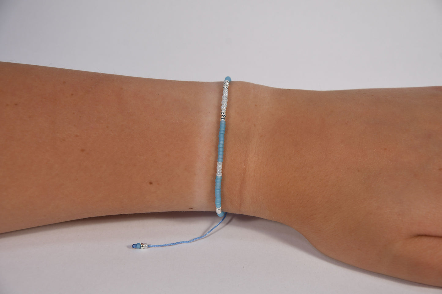 Miyuki ARMBAND Uran - hellblau