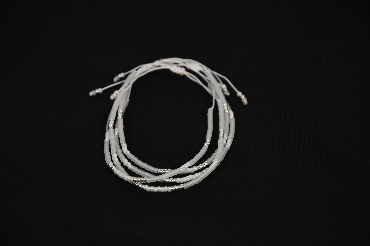 Miyuki ARMBAND Erde - weiß