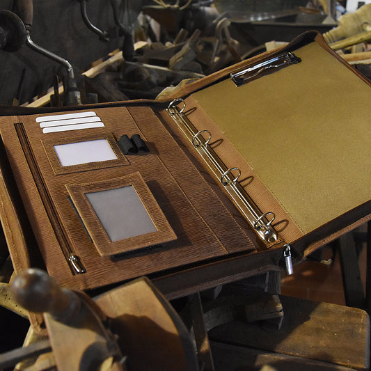 Leder A4 - Schreibmappe / Mappe Winzer